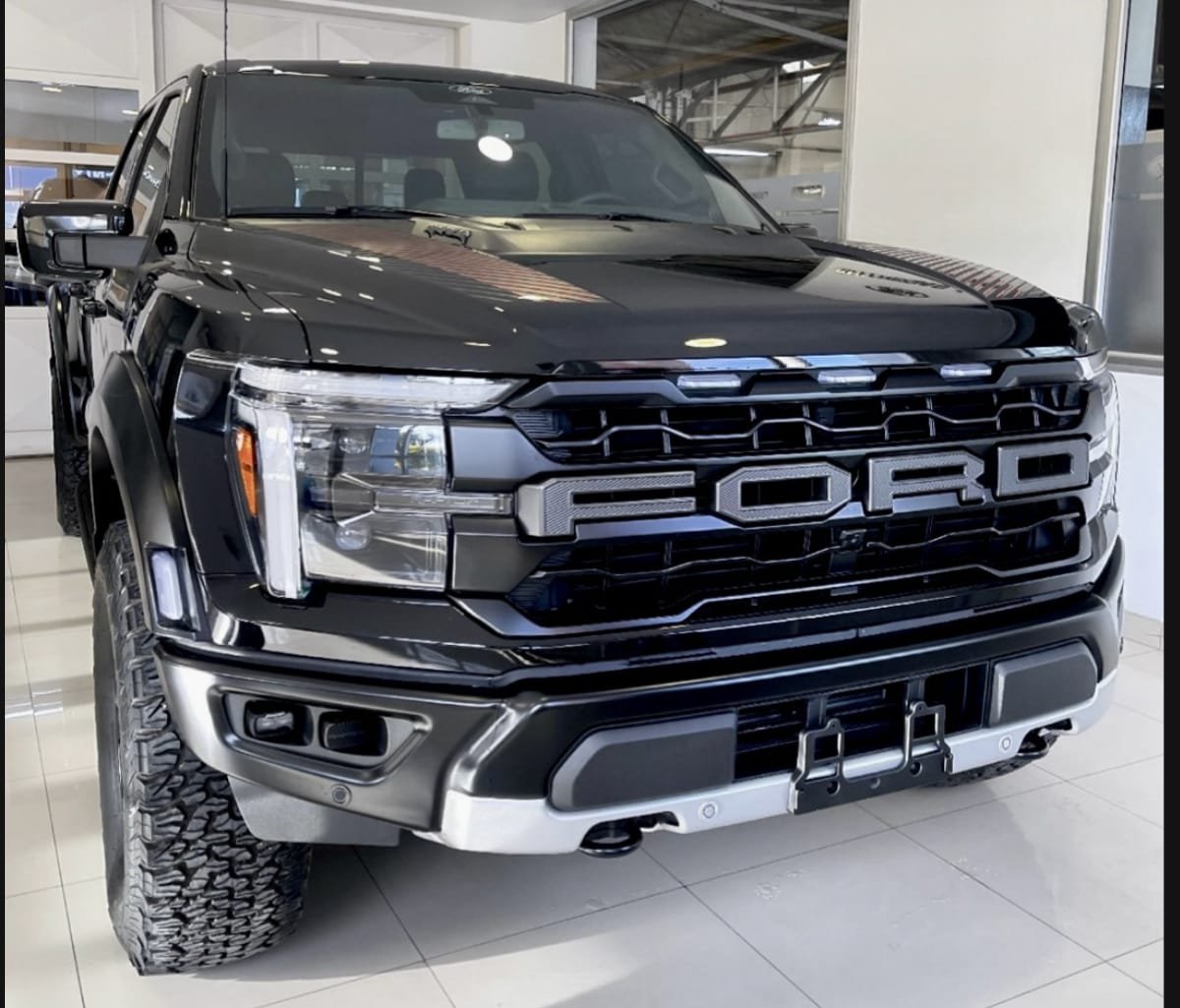 FORD F-150